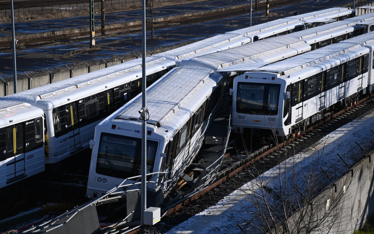 Nyomozást indított a rendőrség a metróbaleset ügyében