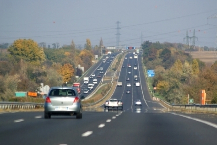 Több újdonság lesz jövőre az autópályás díjfizetésben